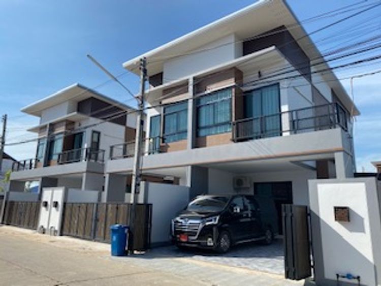 ภาพแบบบ้าน-บ้านแฝด 2 ชั้น 2 ห้องนอน