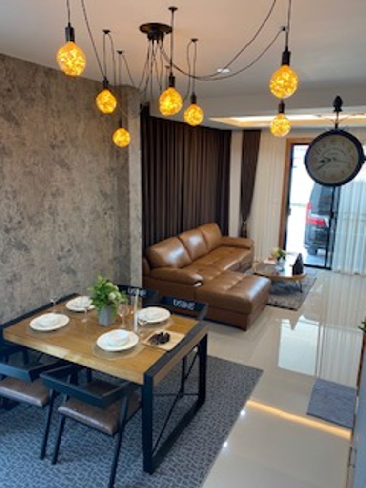 ภาพแบบบ้าน-บ้านแฝด 2 ชั้น 2 ห้องนอน