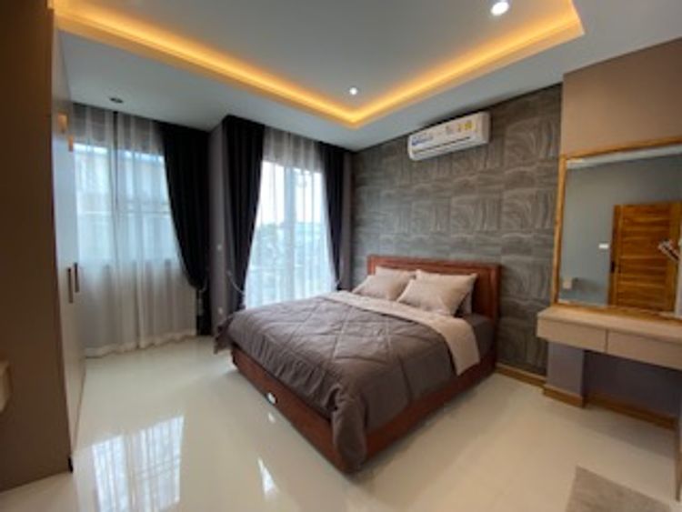 ภาพแบบบ้าน-บ้านแฝด 2 ชั้น 2 ห้องนอน