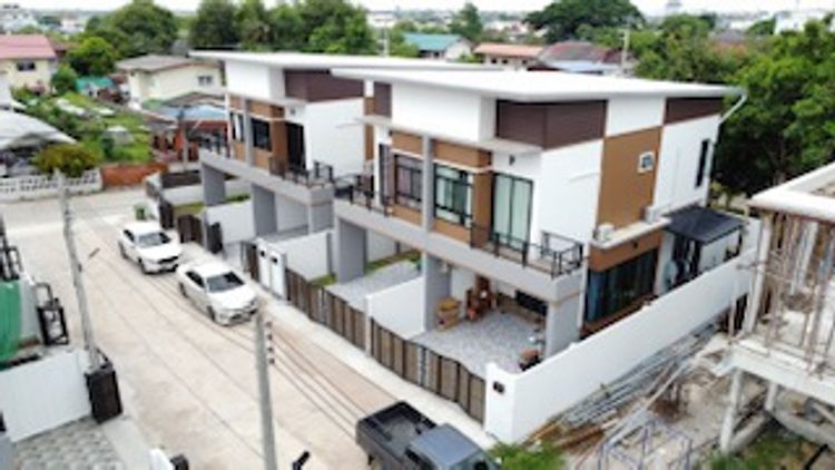 ภาพแบบบ้าน-บ้านแฝด 2 ชั้น 3 ห้องนอน