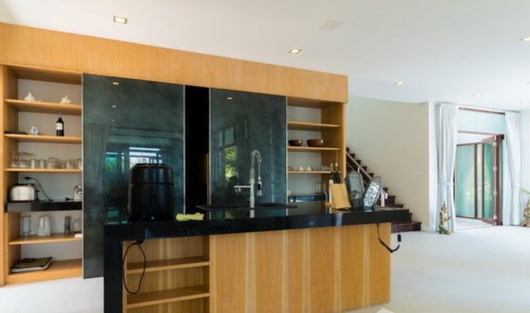 ภาพแบบบ้าน-วิลล่า 5 ห้องนอน