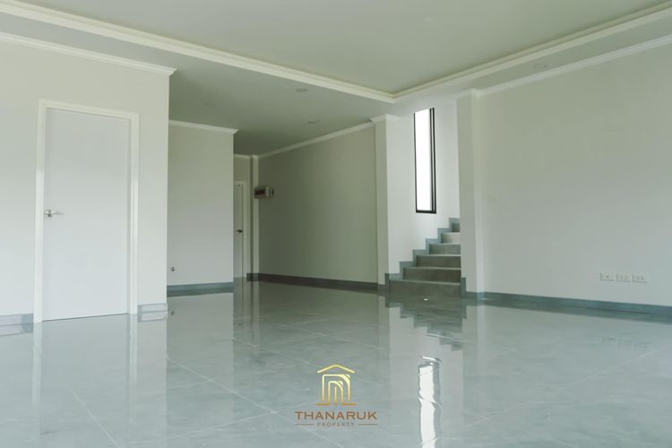 ภาพแบบบ้าน-บ้านเดี่ยว พร้อมสระว่ายน้ำ