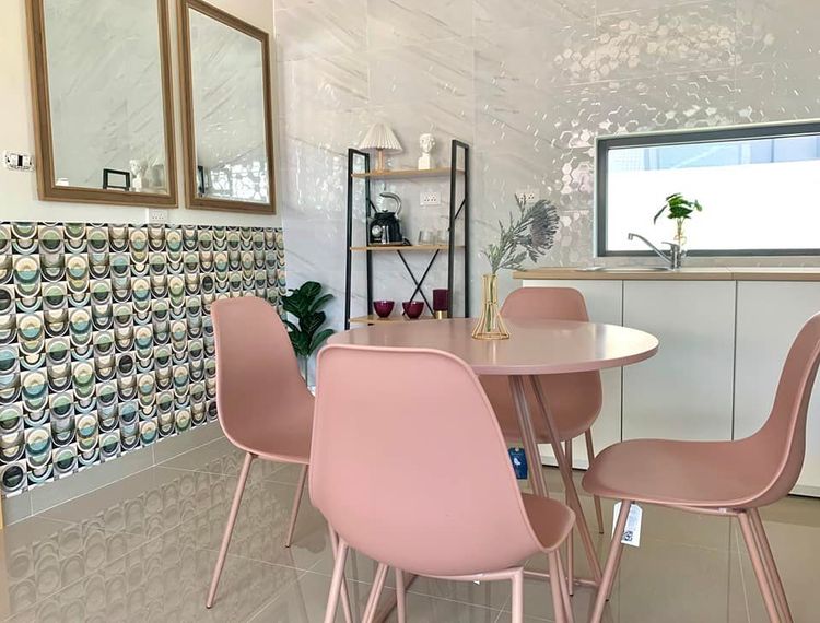 ภาพแบบบ้าน-บ้านเดี่ยว พร้อมสระจากุซซี่