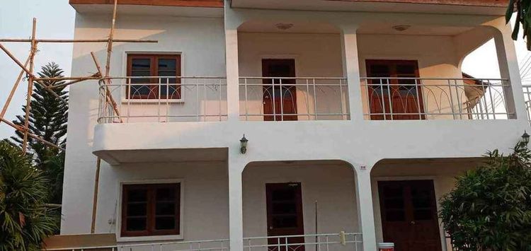 ภาพแบบบ้าน-6 ห้องนอน