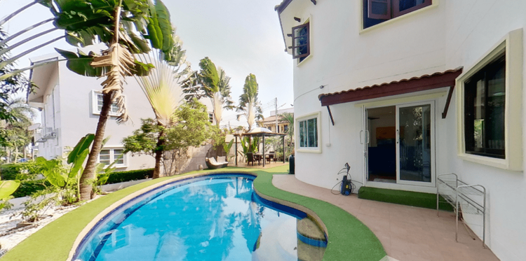 ภาพแบบบ้าน-5 ห้องนอน