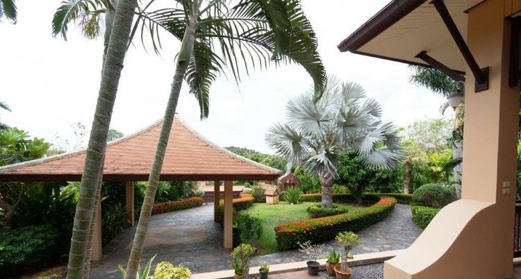 ภาพแบบบ้าน-บ้านเดี่ยว 4 ห้องนอน