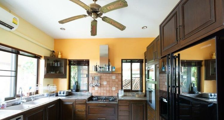 ภาพแบบบ้าน-บ้านเดี่ยว 5 ห้องนอน