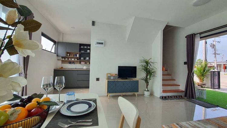 ภาพแบบบ้าน-เพอร์เฟคทาวน์ อุดรธานี-ทาวน์โฮมสองชั้น