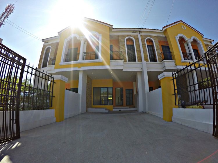 ภาพแบบบ้าน-Happy Riposo-Townhome