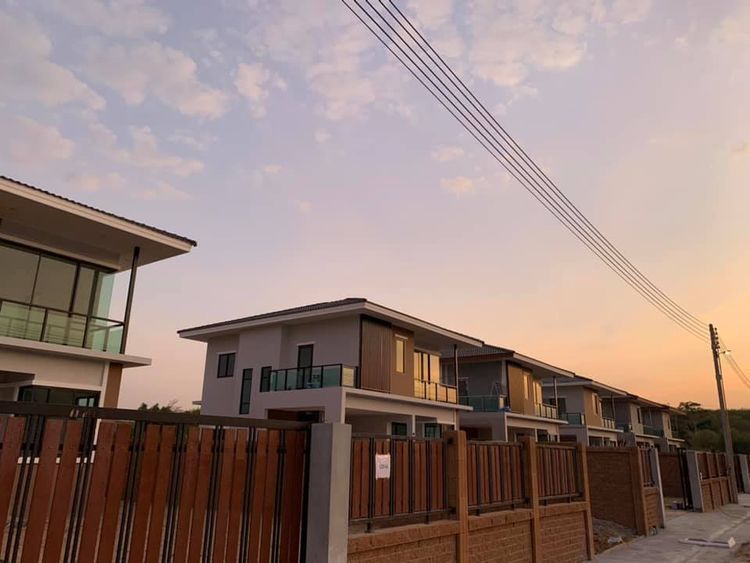 ภาพแบบบ้าน-บ้านเดี่ยว 2 ชั้น Lake View