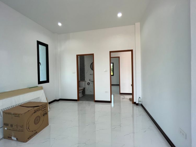 ภาพแบบบ้าน-บ้านทรงหลังคาปั้นหยา