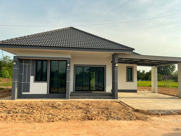 ภาพแบบบ้าน-บ้านทรงหลังคาปั้นหยา