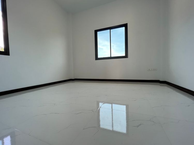 ภาพแบบบ้าน-บ้านทรงหลังคาปั้นหยา