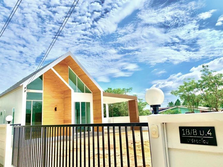 ภาพแบบบ้าน-ชาร์ล็อต โฮม พนัสนิคม-หนองเหียง