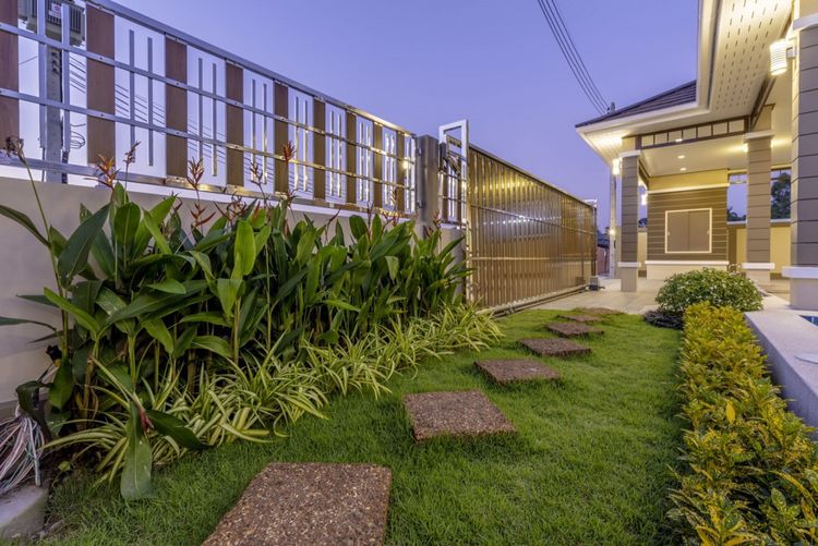 ภาพแบบบ้าน-บ้านเดี่ยว สไตล์คอมเทมโพลารี่สุดหรู