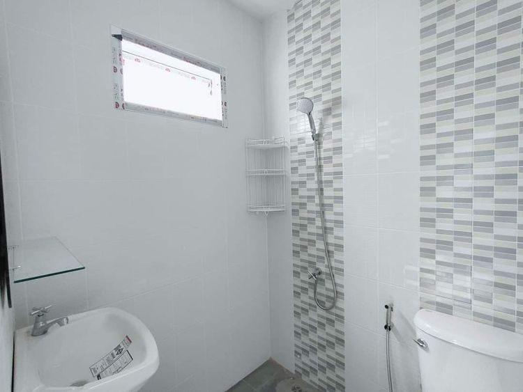 ภาพแบบบ้าน-ทาวน์โฮม สไตล์โมเดิร์น