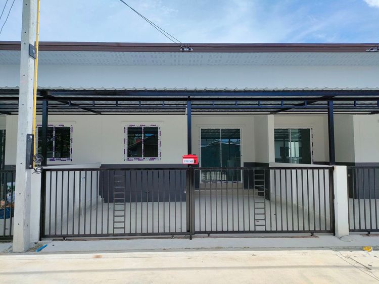 ภาพแบบบ้าน-ทาวน์โฮม สไตล์โมเดิร์น