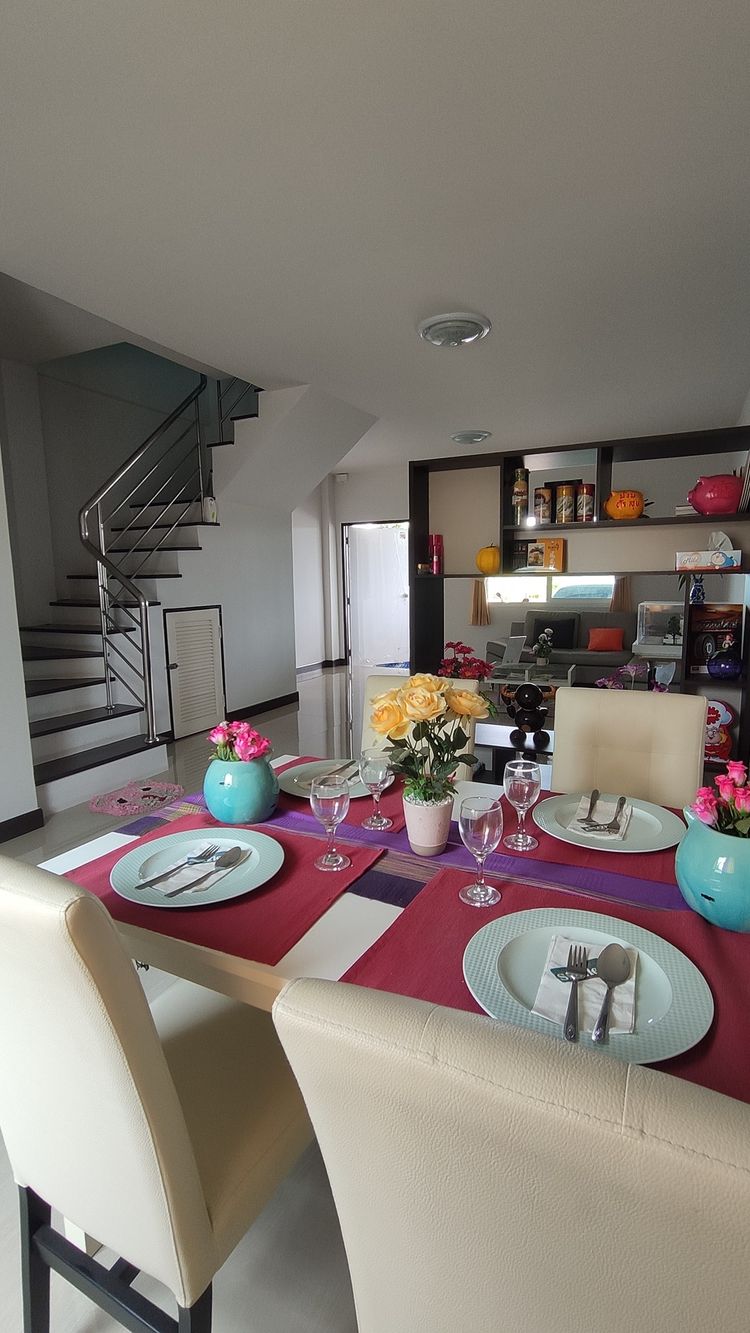 ภาพแบบบ้าน-ทาวน์โฮมสองชั้น