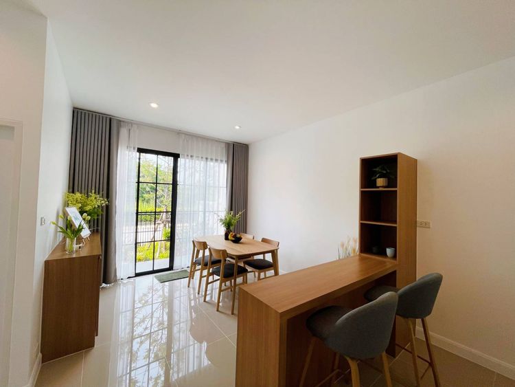 ภาพแบบบ้าน-บ้านแฝด 2 ชั้น ไฮท์ลิฟวิ่ง โครงการ 7