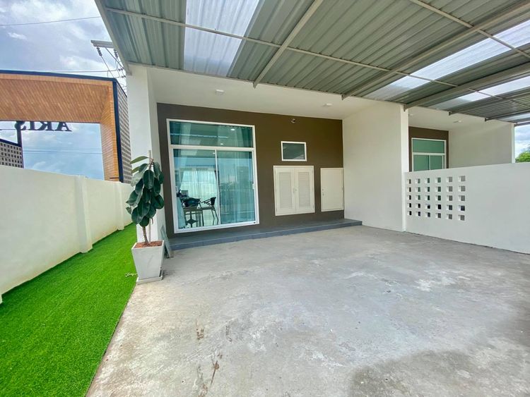 ภาพแบบบ้าน-ทาวน์โฮมสองชั้น