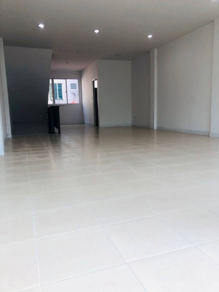 ภาพแบบบ้าน-อาคารพาณิชย์สามชั้น