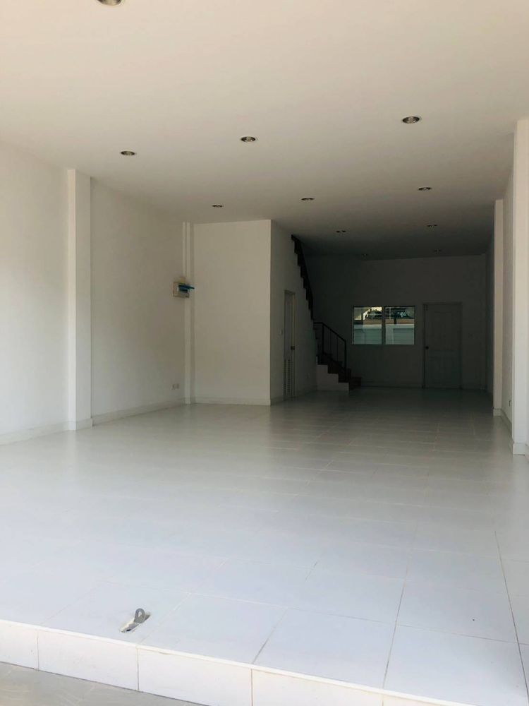 ภาพแบบบ้าน-อาคารพาณิชย์สามชั้น