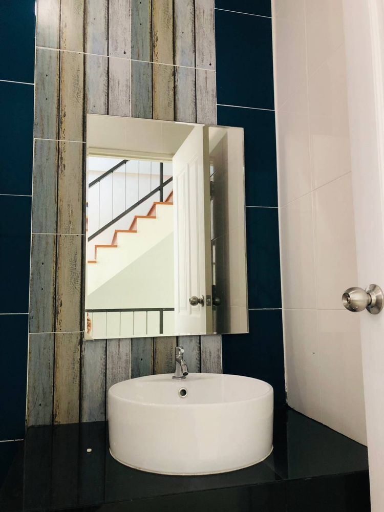 ภาพแบบบ้าน-อาคารพาณิชย์สามชั้น