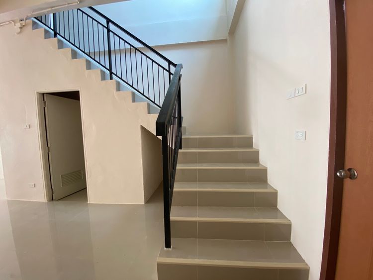 ภาพแบบบ้าน-อาคารพานิชย์พร้อมสิทธิการเช่า