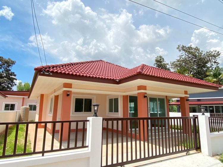 ภาพแบบบ้าน-HIP ROOF HOUSE