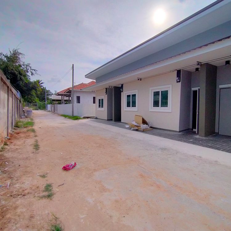 ภาพแบบบ้าน-ทาวน์โฮมชั้นเดียวแต่งครบ ผ่อนธ.เริ่มต้น 2,000บ./ด