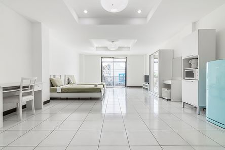 ซันแอนด์สตาร์ ​อพาร์ทเม้นท์