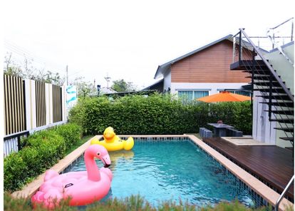 ไอริช พูลวิลล่า ไอลีน