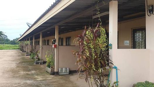 หอพักเพชรใส