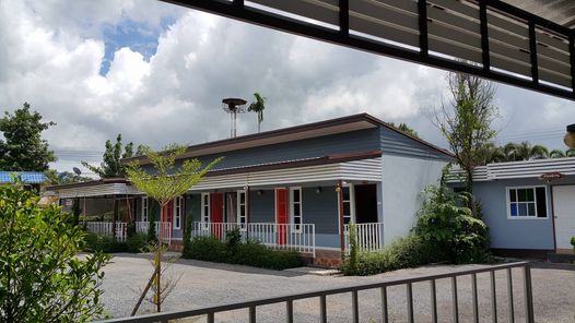 บ้านสวนรีสอร์ท by มินทร์พยัคฆ์