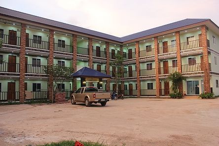 รีเวอร์ไซด์ อพาทเมนต์