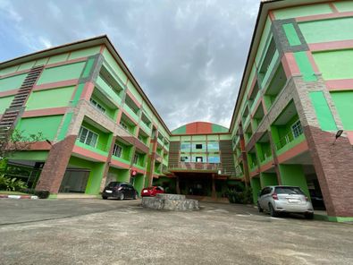 ไฮโซเพลส