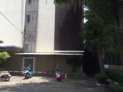 จารุวรรณ เพลส