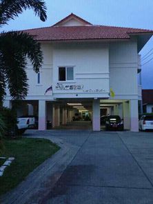 อัคธรรมอพาร์ทเม้นต์