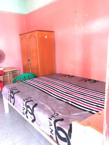 เวียงทอง เพลส