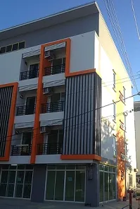 หอพักเอลิสเพลส