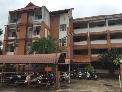 คุณออนแมนชั่น ใกล้ม.อุบล (ฝั่งประตู 3) ปั้มน้ำมันปตท.