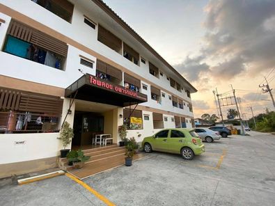 ไข่พลอยอพาร์ทเม้นท์