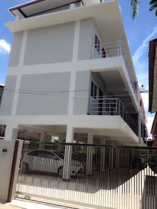 รัชนีพร สมสอน