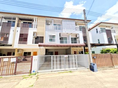 ขายทาวน์โฮม โครงการเซ็นทาร่า ซิตี้ ชาตะผดุง 3นอน 4น้ำ แถมเฟอร์พร้อมเข้าอยู่ ใกล้ รพ.ศูนย์ขอนแก่น