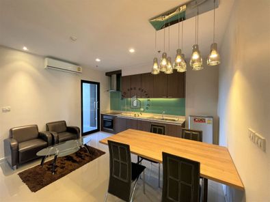 ให้เช่าคอนโด มีสวนส่วนตัว จอดรถได้2คัน/ห้อง ระดับLuxury ขนาด 102ตร.ม. 2ห้องนอน 2ห้องน้ำ ใจกลางเมืองขอนแก่น