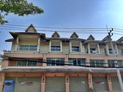 อาคารพาณิชย์ 3 ชั้น