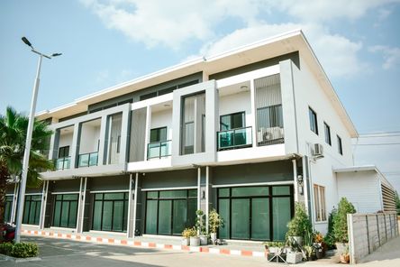 หมู่บ้านรัตนทรัพย์ อาคารพาณิชย์ - rattanasap