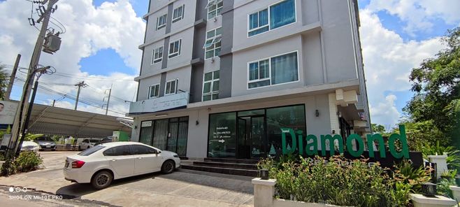 ไดมอนด์ เรสซิเด้นซ์