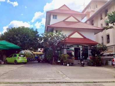 ภิญญารัตน์เพลส