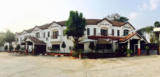 ที่พักอุบล เอพีแมนชั่น